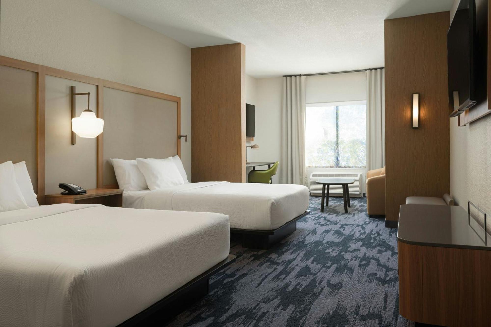 Fairfield By Marriott Inn & Suites Cincinnati Oakley Exterior photo